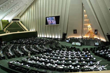 پیگیری صدور کارت تردد برای ایرانیان خارج از کشور در مجلس شورای اسلامی